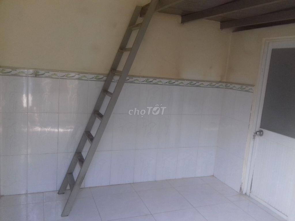 Phòng trọ, giá 2 triệu đồng/tháng