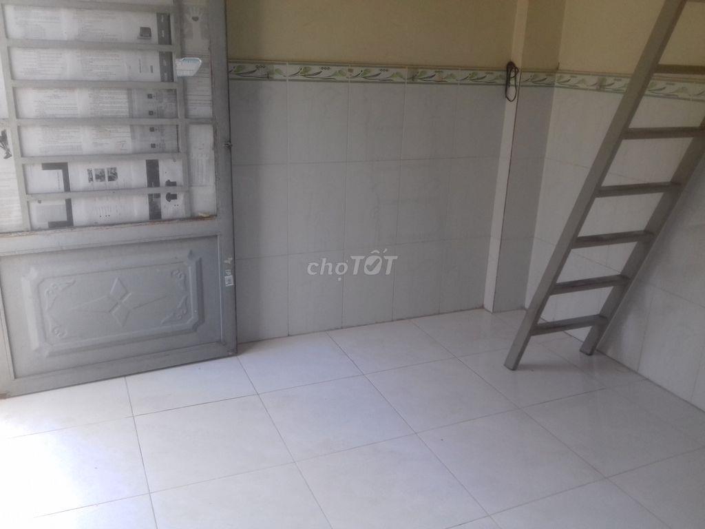 Phòng trọ, giá 2 triệu đồng/tháng