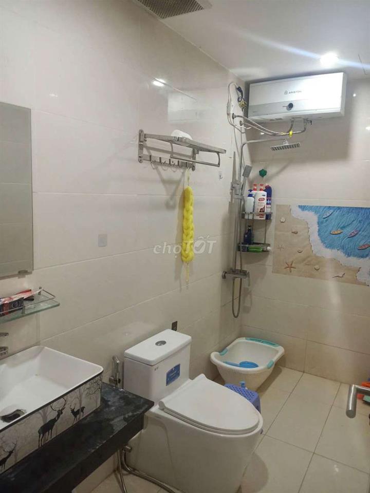 BÁN CĂN GÓC CC THƯƠNG MẠI B3 FULL NỘI THẤT 77,4M2, 2PN, 2WC