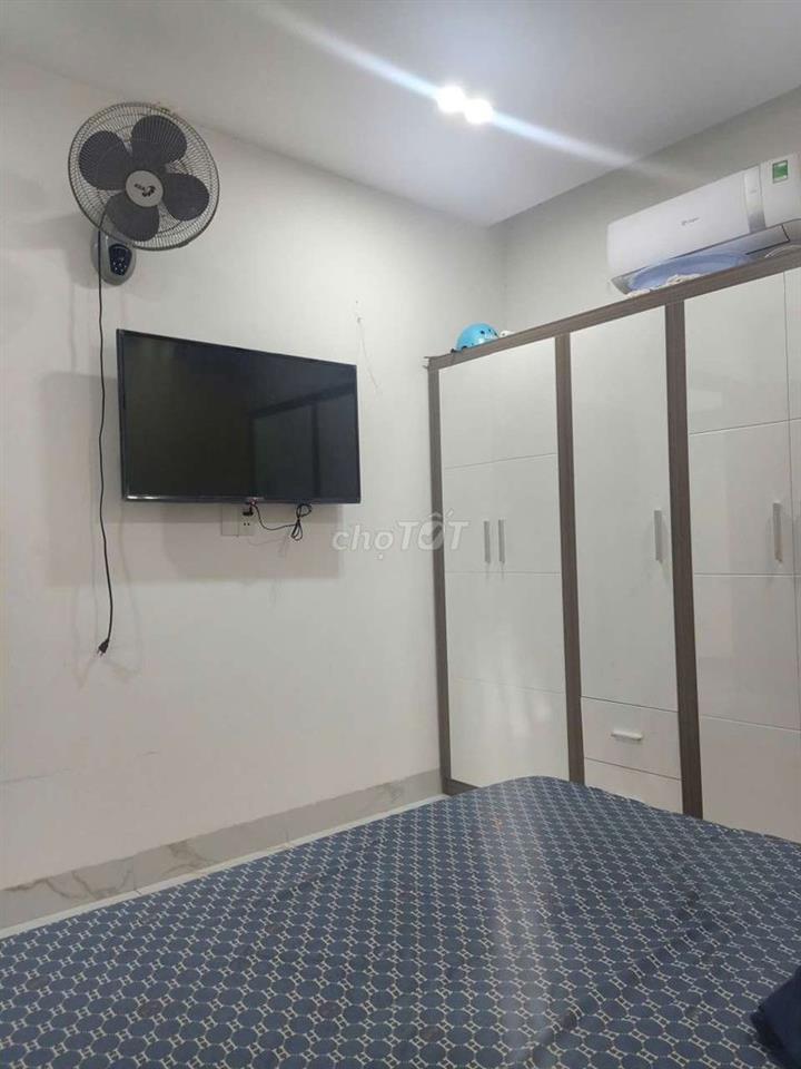 BÁN CĂN GÓC CC THƯƠNG MẠI B3 FULL NỘI THẤT 77,4M2, 2PN, 2WC