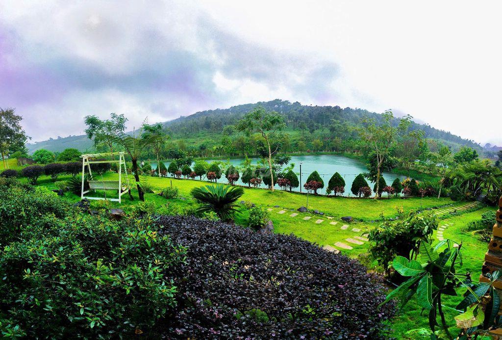 chủ ngộp bán gấp 200m2 view rừng thông trung tâm thành phố bảo lộc