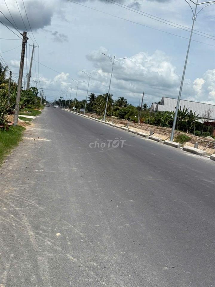 CHÍNH CHỦ CẦN BÁN 957,6M² ĐẤT TẠI MANG THÍT – VĨNH LONG | GIÁ 2,3 TỶ