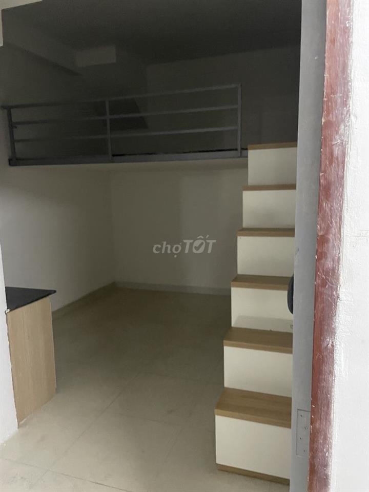 Tìm nam ở ghép