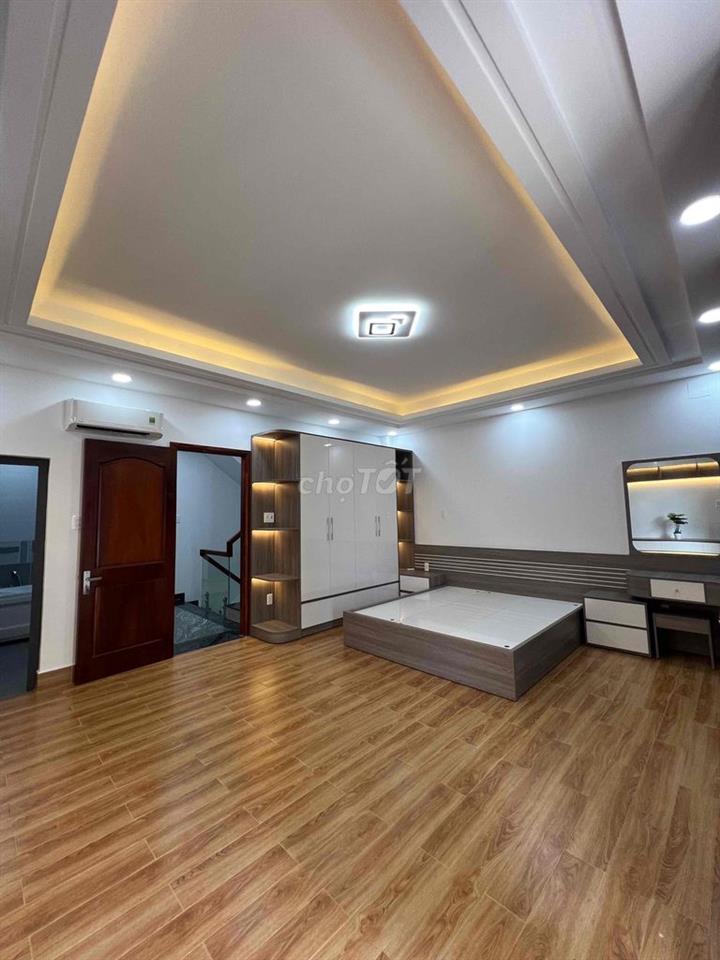 CC cần bán nhà 6,8 tỷ phí hoa hồng 100tr 🌹 Nhà 4 tầng hiện đại