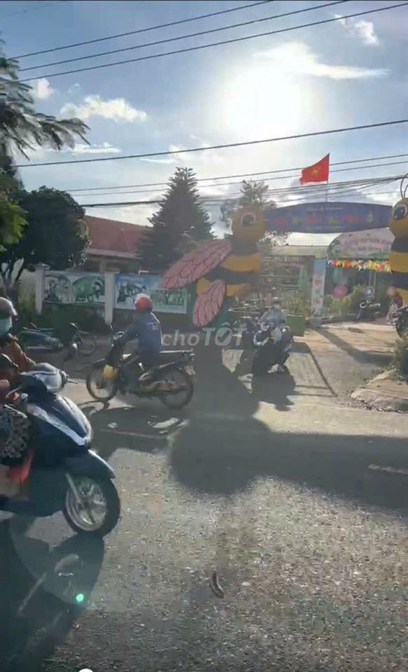 BÁN NHÀ ĐẤT CHÍNH CHỦ - TIỆN KINH DOANH, GẦN CHỢ VÀ TRƯỜNG HỌC