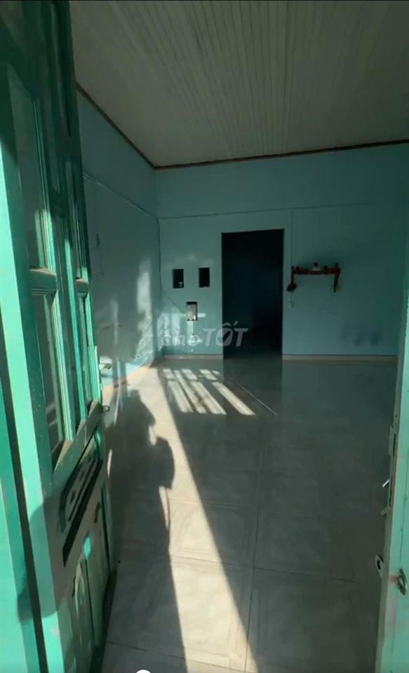 BÁN NHÀ ĐẤT CHÍNH CHỦ - TIỆN KINH DOANH, GẦN CHỢ VÀ TRƯỜNG HỌC