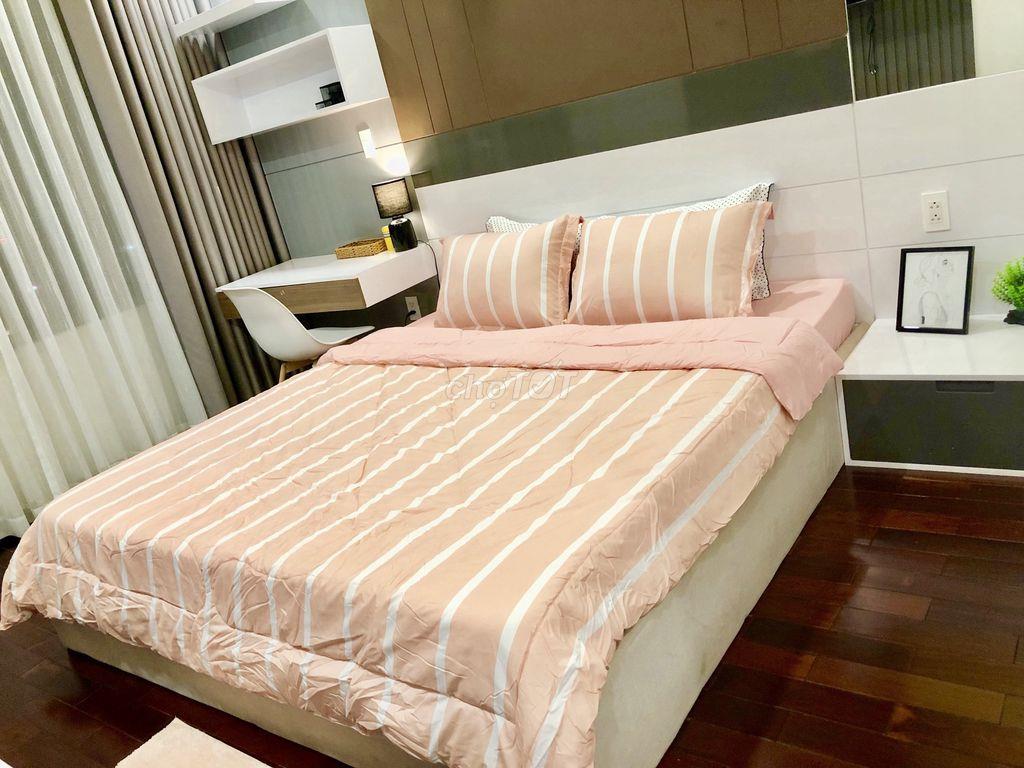 Bán căn chung cư celadon city 82m2 2pn giá 5,4 tỷ