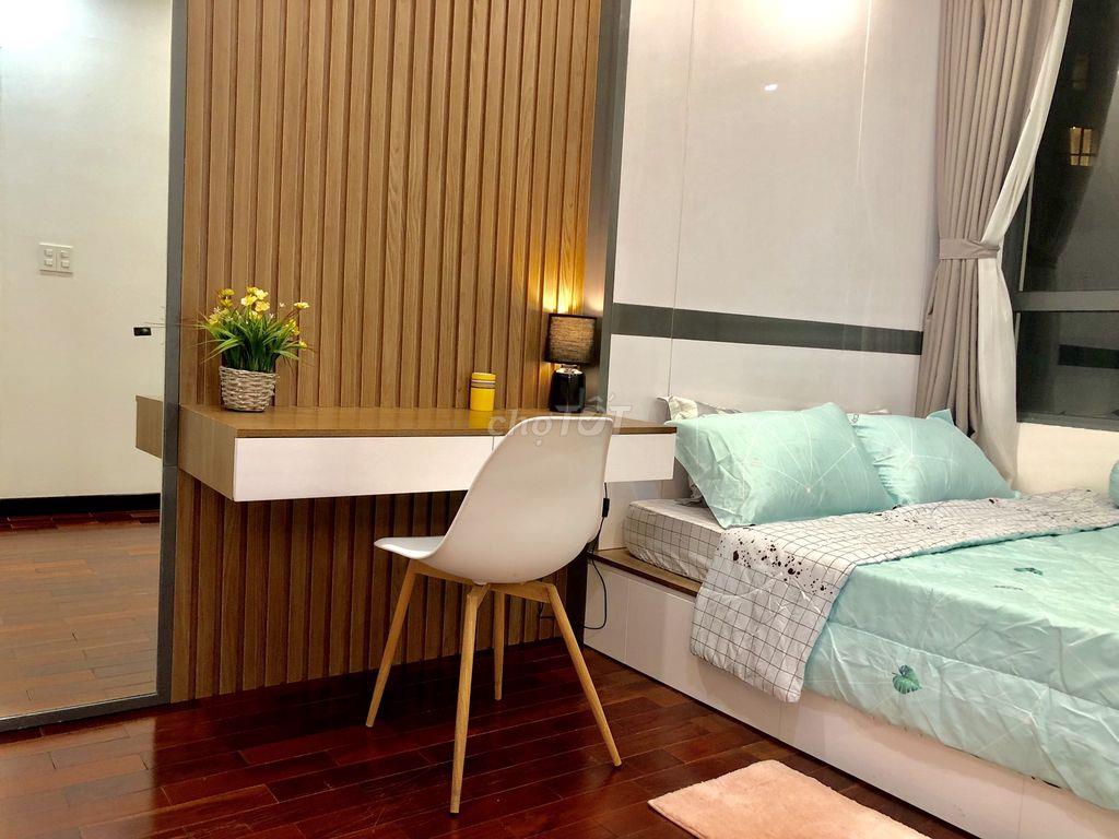 Bán căn chung cư celadon city 82m2 2pn giá 5,4 tỷ