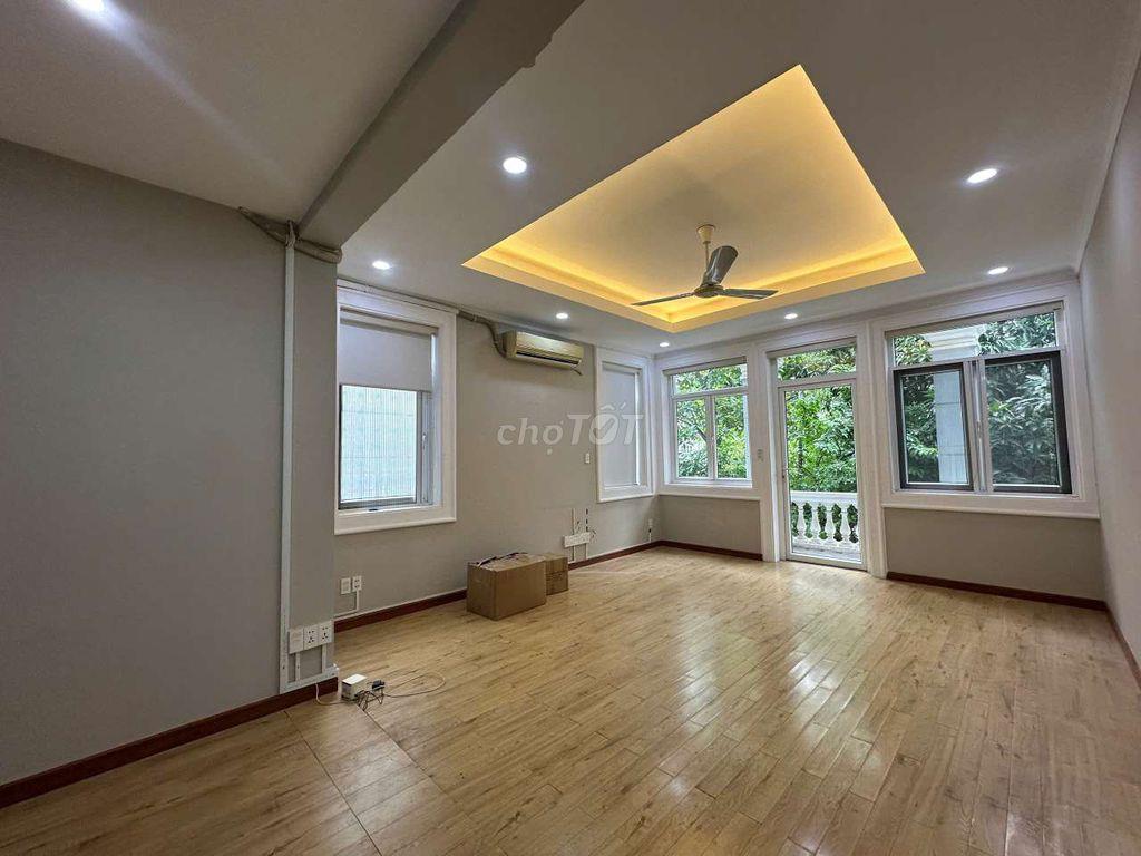 CHO THUÊ BIỆT THỰ SÂN VƯỜN + HỒ BƠI – NGUYỄN VĂN HƯỞNG, THẢO ĐIỀN, Q2