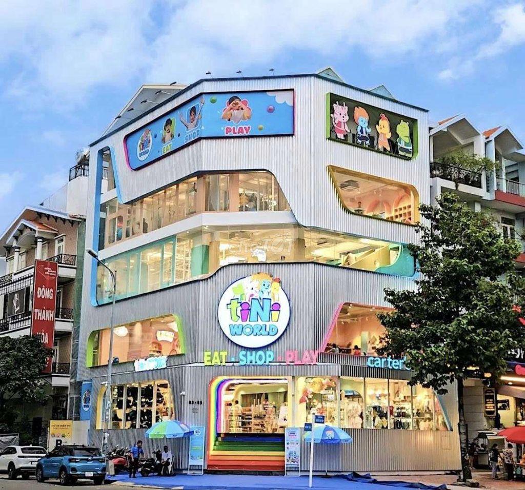 GÓC 2 MẶT TIỀN 1000M²- NGUYỄN THỊ THẬP , Q7