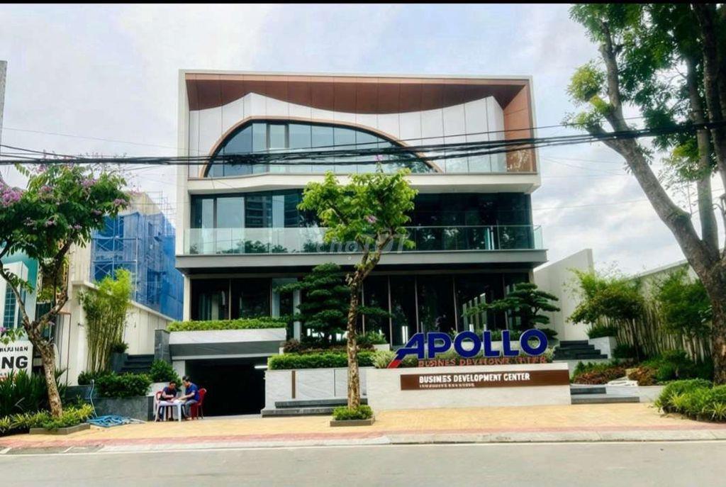CHO THUÊ TÒA NHÀ MẶT TIỀN 20M - SỬ DỤNG 2000M2TRUNG TÂM QUẬN 2
