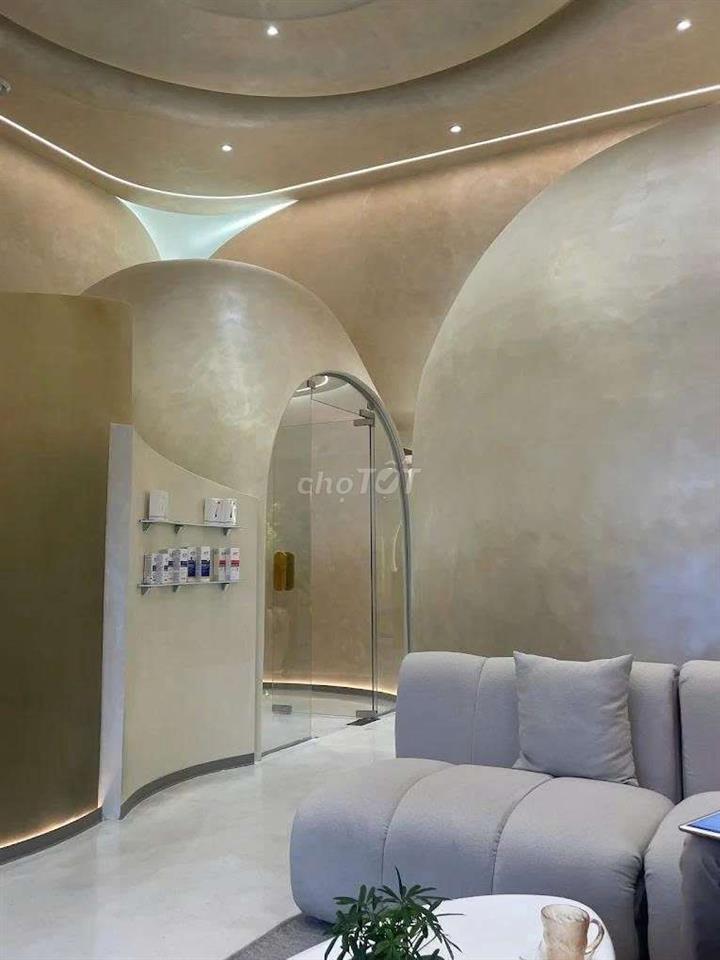 CHO THUÊ TÒA NHÀ 800m² -TRẦN HƯNG ĐẠO – QUẬN 1