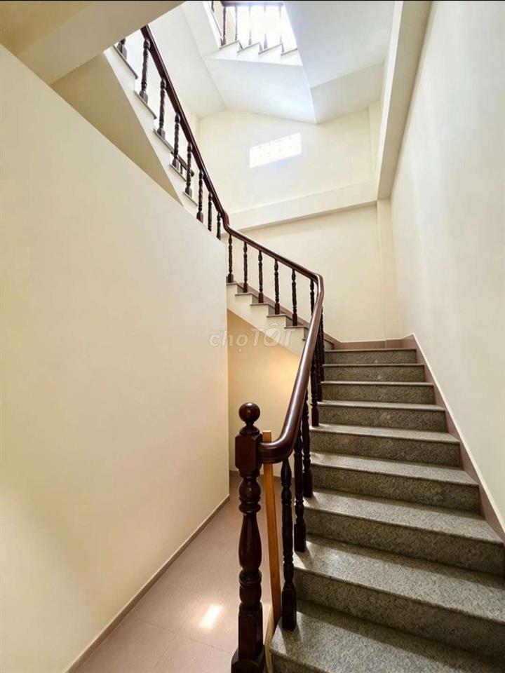 CHO THUÊ NHÀ MẶT TIỀN 570m² – GÒ VẤP