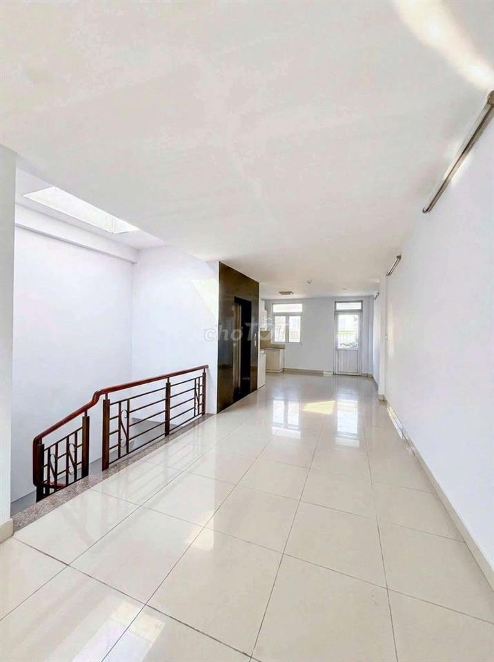 CHO THUÊ CỤM 2 CĂN NHÀ HUỲNH TẤN PHÁT – QUẬN 7