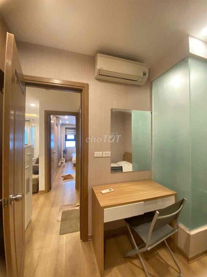 Cho thuê căn hộ Mường Thanh tầng 9 trống từ 25/10