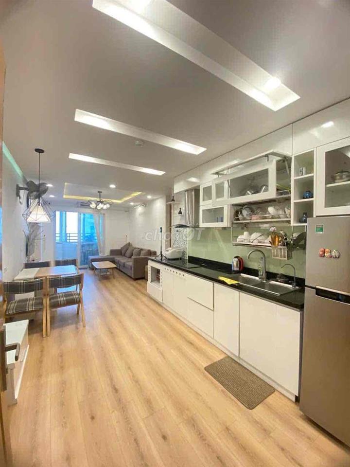 Cho thuê căn hộ Mường Thanh tầng 9 trống từ 25/10