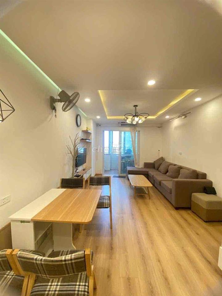 Cho thuê căn hộ Mường Thanh tầng 9 trống từ 25/10