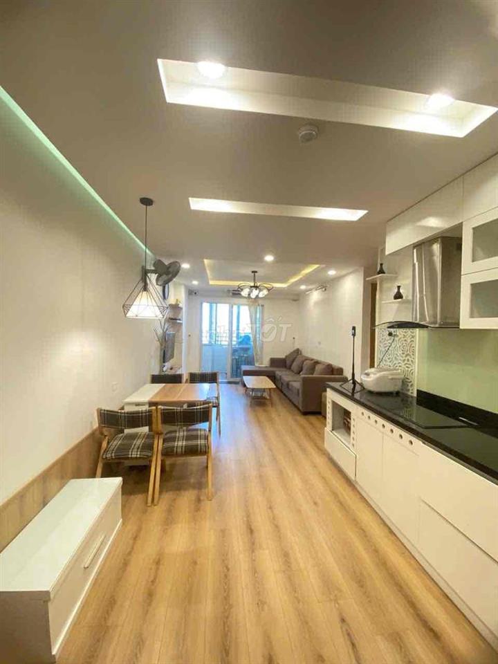 Cho thuê căn hộ Mường Thanh tầng 9 trống từ 25/10