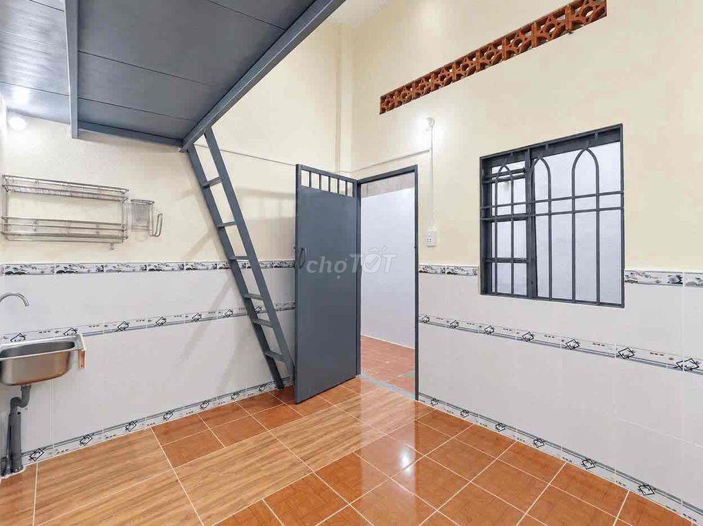 Phòng Trọ Dĩ An, Xóm Vắng Xóm Nghèo
