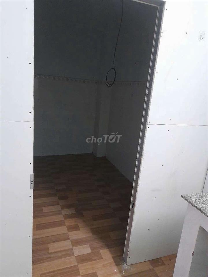 Cho thuê nhà mặt tiền đường số 1. Phường 13. Quận Gò Vấp