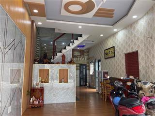 Nhà 1 trệt 1 lầu, 2 mặt tiền, ô tô 7 chỗ đậu trong nhà Bình Chiểu , Th