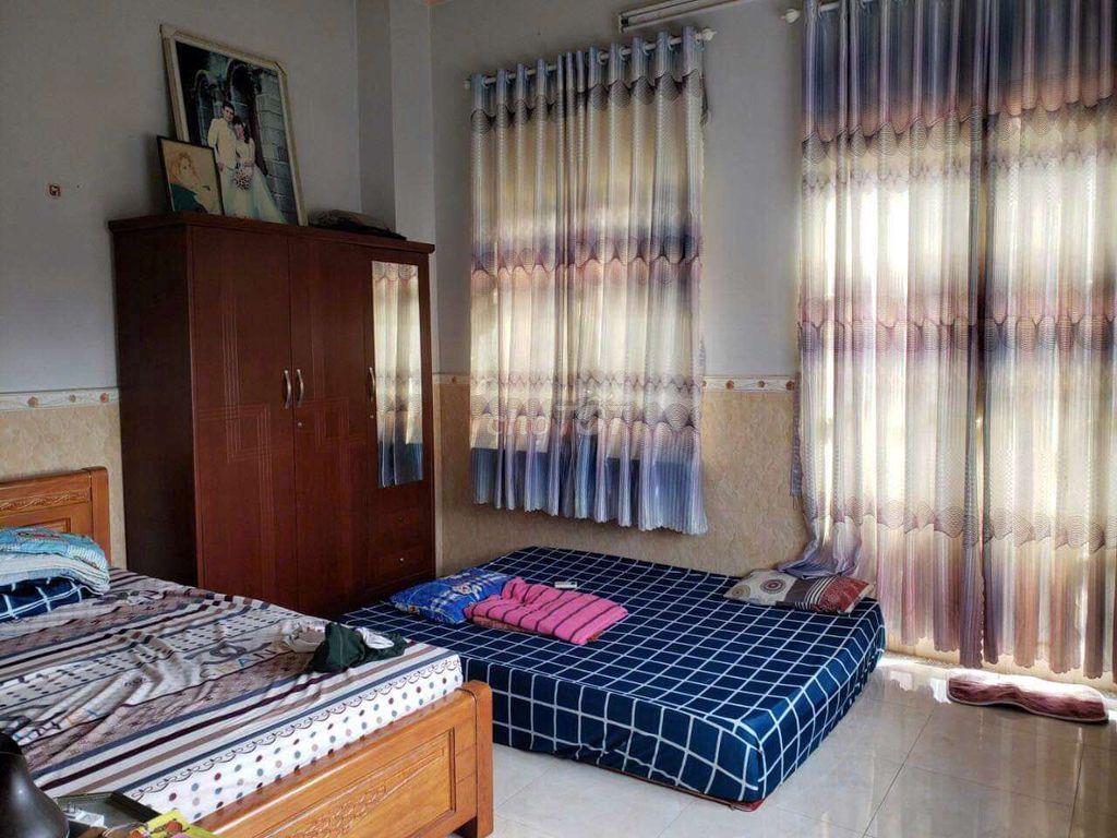 Chính chủ cần bán nhà về quê