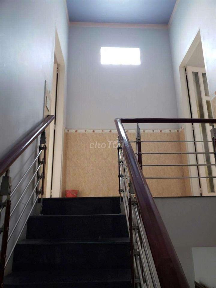 Chính chủ cần bán nhà về quê