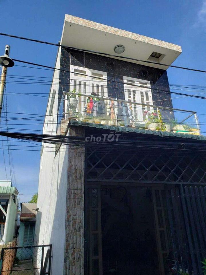 Chính chủ cần bán nhà về quê