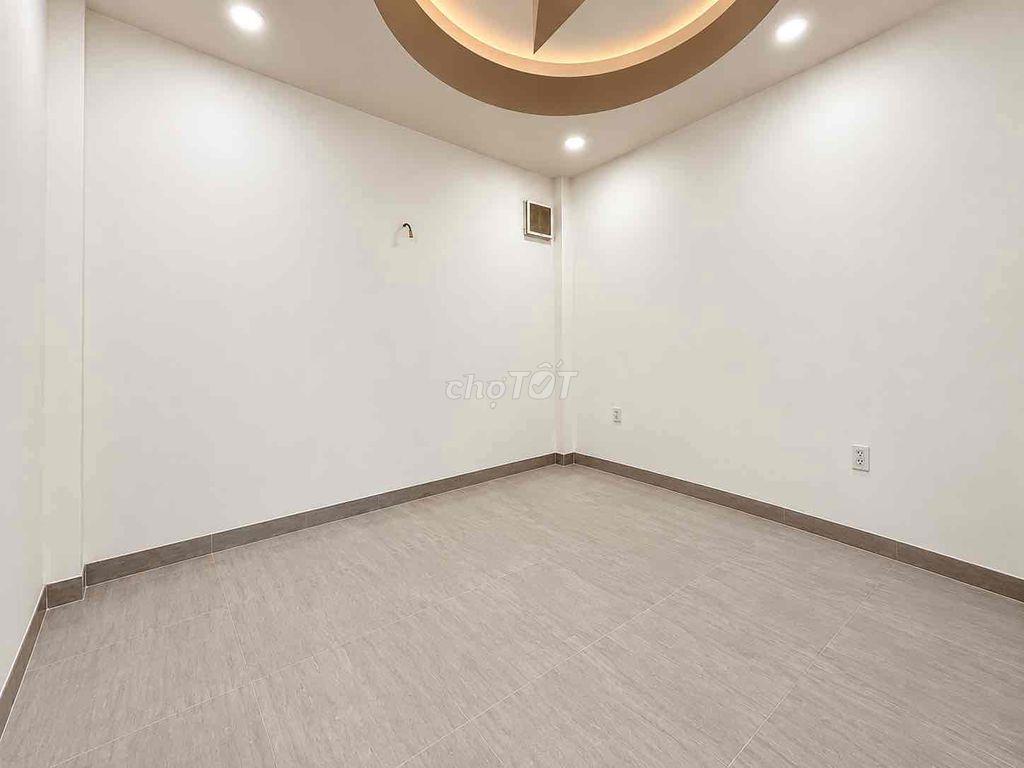Nhà Nguyên Căn ngay Quốc Lộ 13 mới 100% 2pn2wc