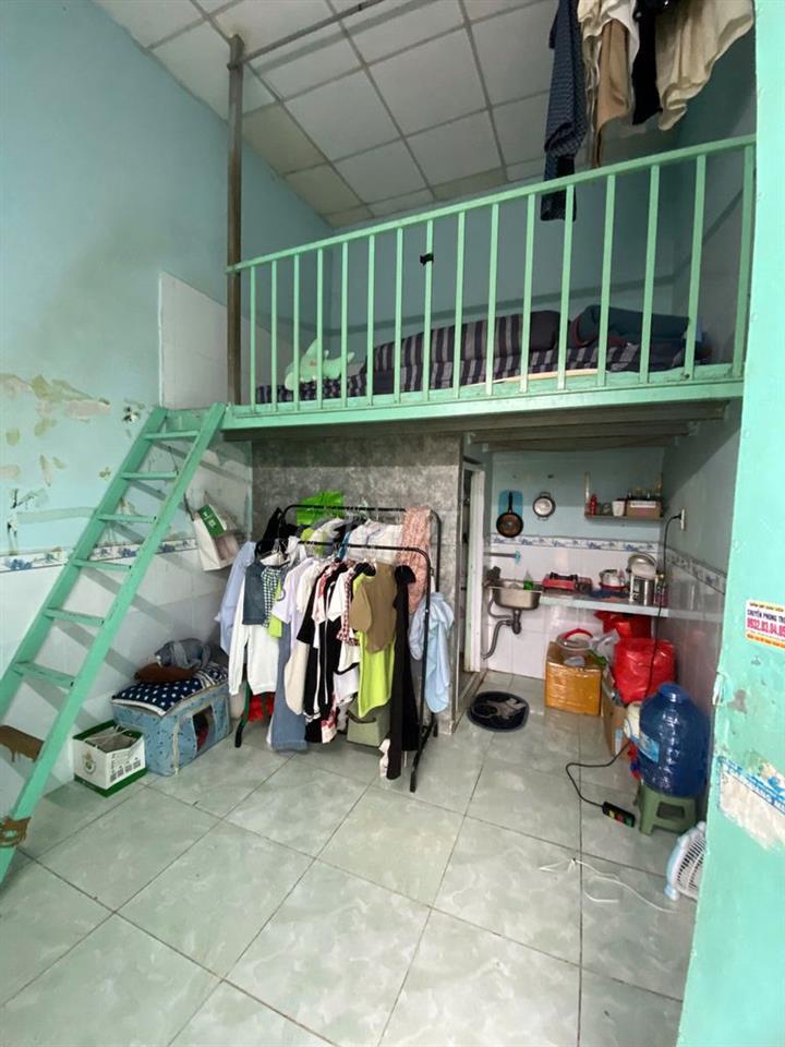 Tìm nữ ở ghép
