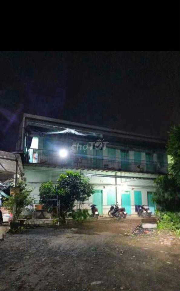 Tìm nữ ở ghép