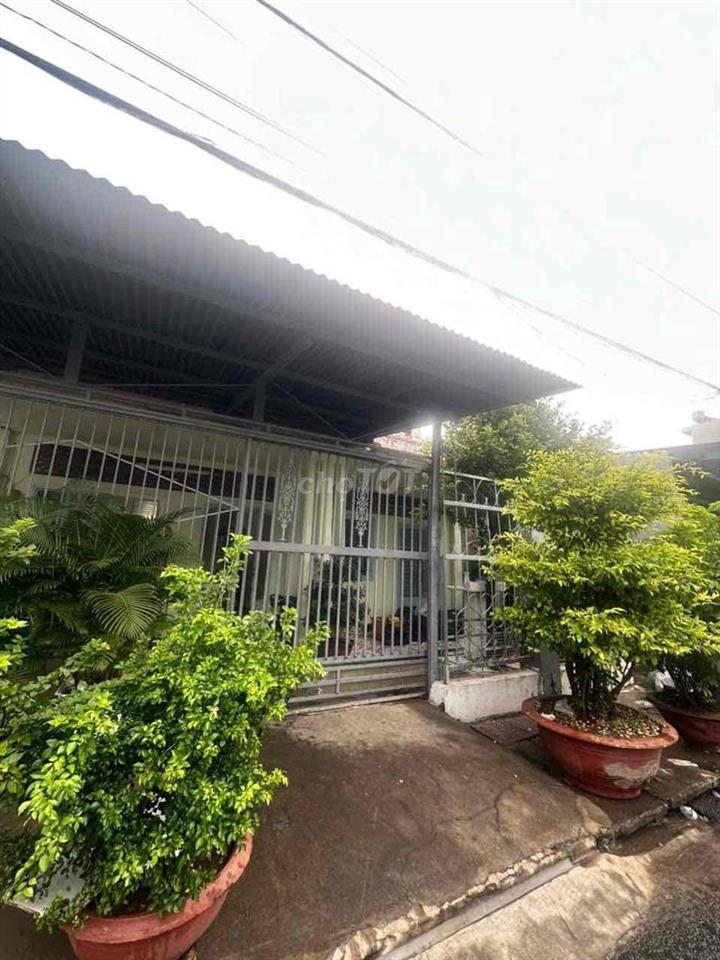 BÁN ĐẤT HẺM 4 NGUYỄN BẢO ĐỨC