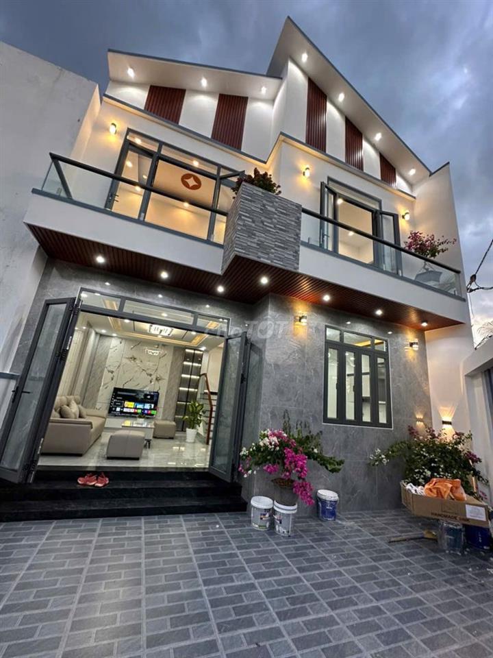 chính chủ bán nhà diên toàn, cách võ nguyên giáp500m,