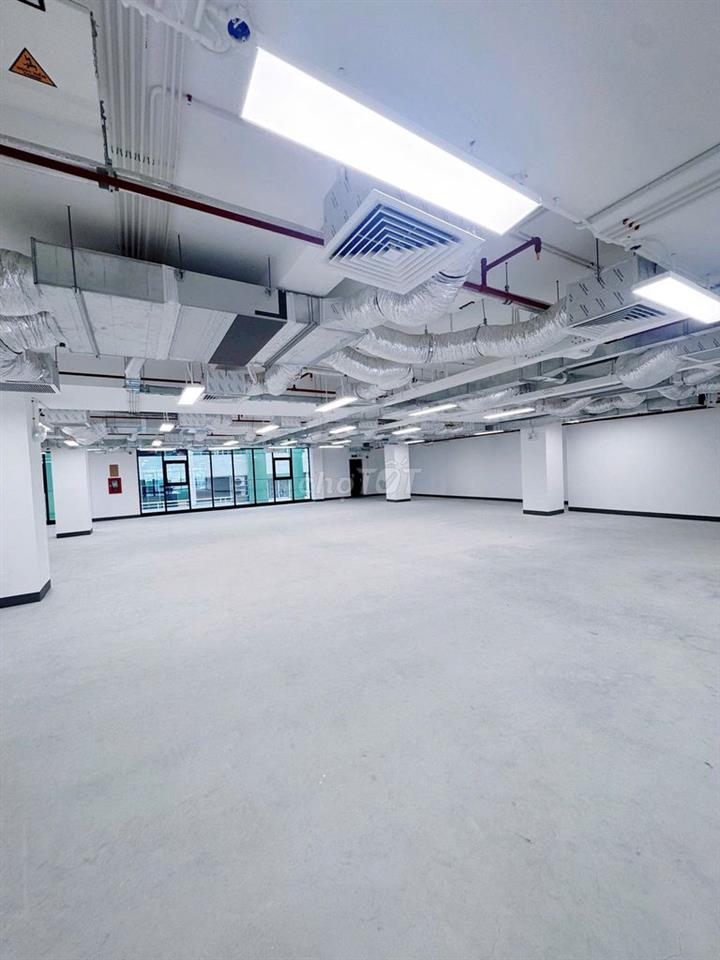 TÒA NHÀ MT HOÀNG DIỆU Q4 10x20M HẦM + 7 TẦNG, THANG MÁY, PCCC, 220TR