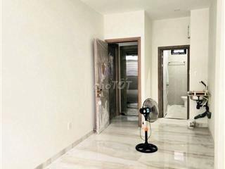 Cho thuê phòng chỉ 1km ĐH Bách Khoa, nhà mới XD, WC & lối đi riêng