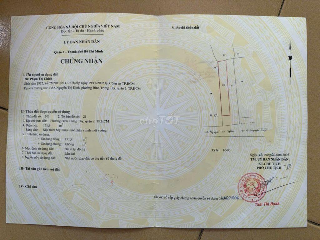 Đất quận 2 giá sốc