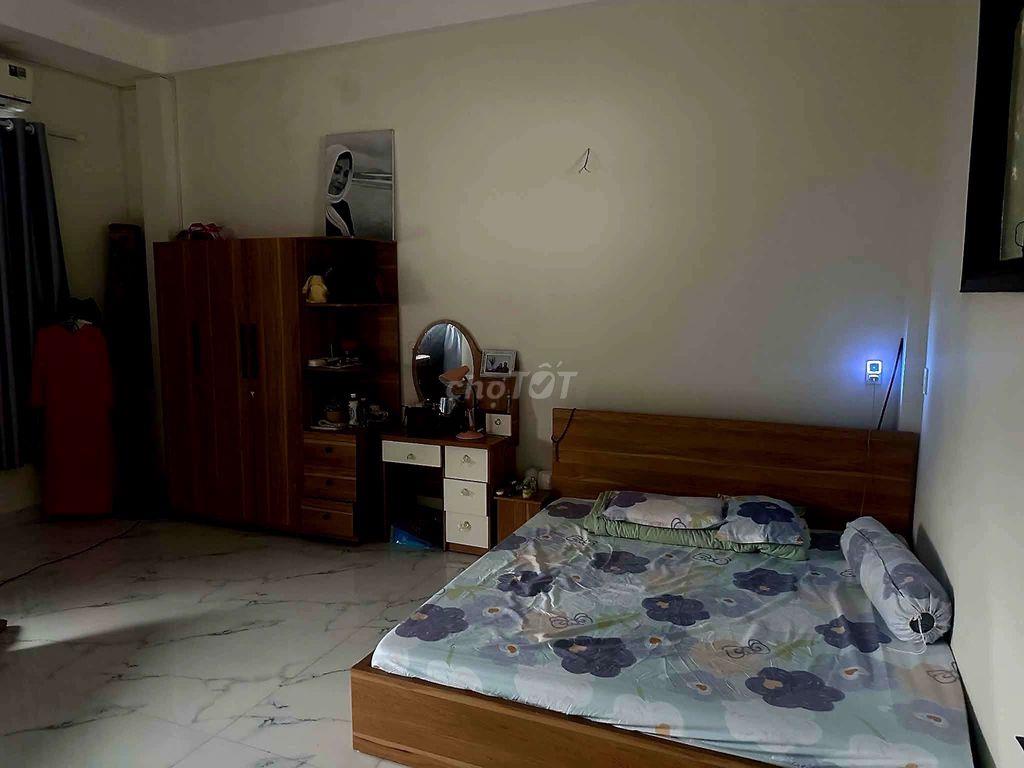 Cần bán nhà 3 tầng cực kiên cố đường Xuân Thiều 10