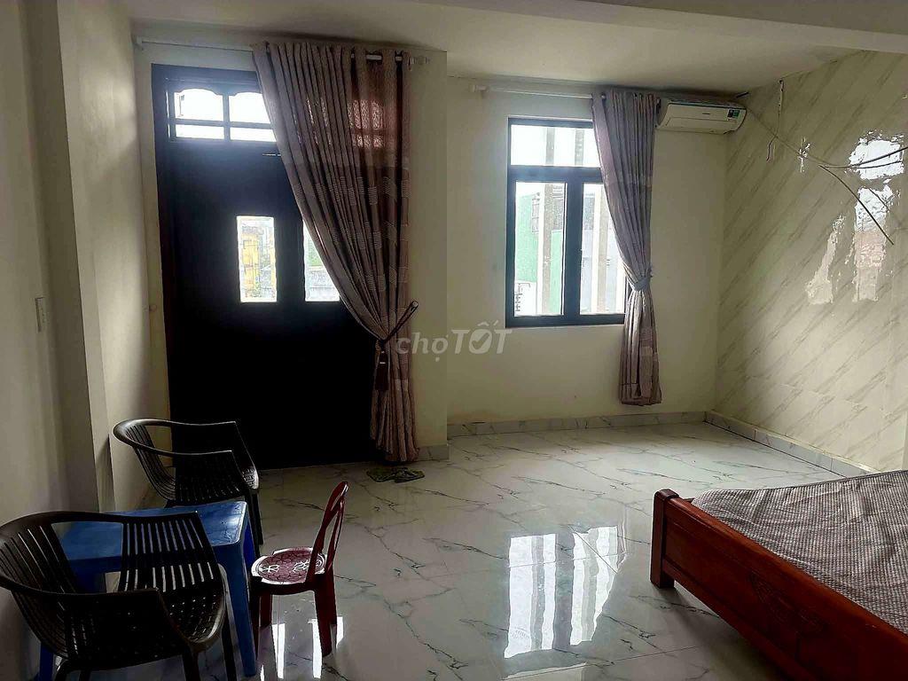 Cần bán nhà 3 tầng cực kiên cố đường Xuân Thiều 10