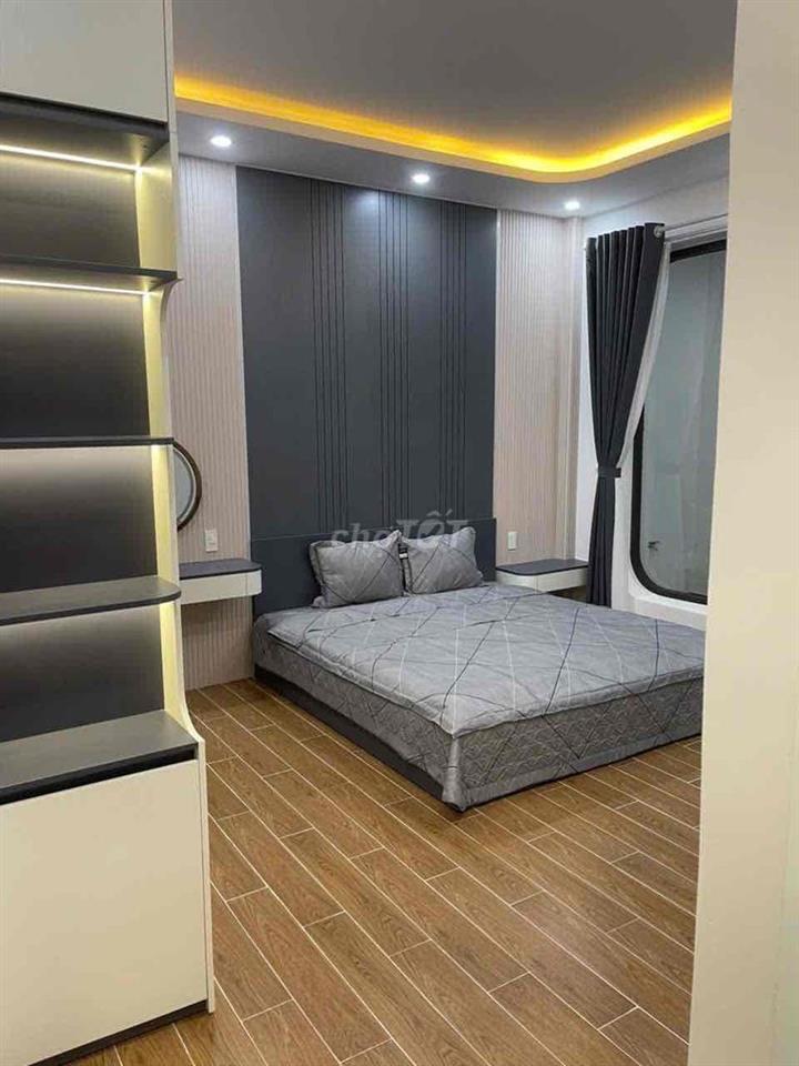 CẦN TIỀN NÊN BÁN CĂN NHÀ 3 TẦNG MỚI XÂY KIÊN CỐ