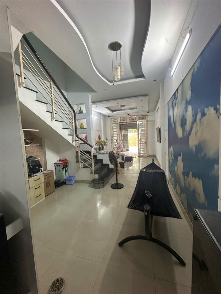 Chính chủ cho thuê nhà mặt tiền quận Bình Tân.