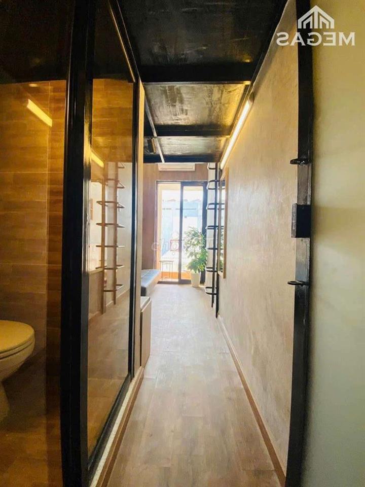 DUPLEX_BAN CÔNG_THANG MÁY_HẦM XE RỘNG_NGAY QUẬN 1