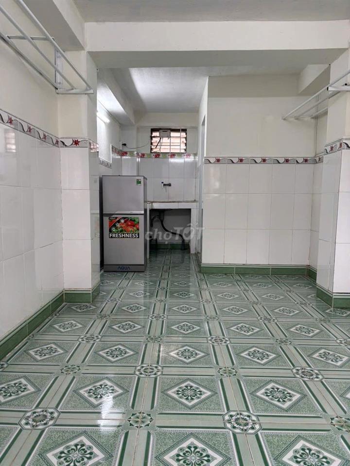 Phòng Trọ Đại Học Luật Thủ Đức 16m2