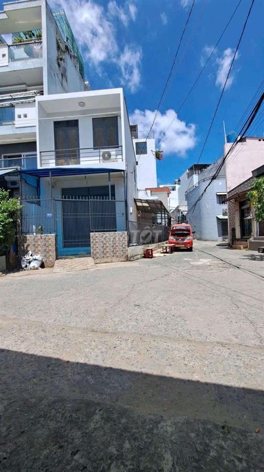 DT: 4×12m 1 Lầu có 3PN 2WC
Đường thông, sân 3m x12m