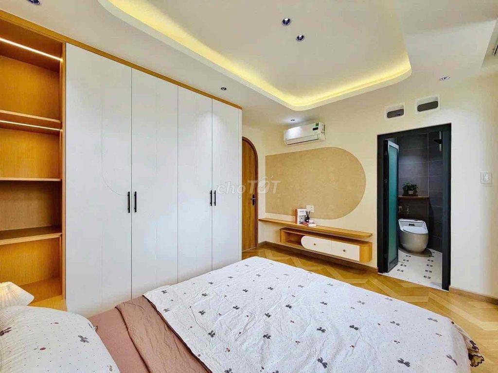 Nhà xây mới siêu đẹp gần trường Nguyễn Du