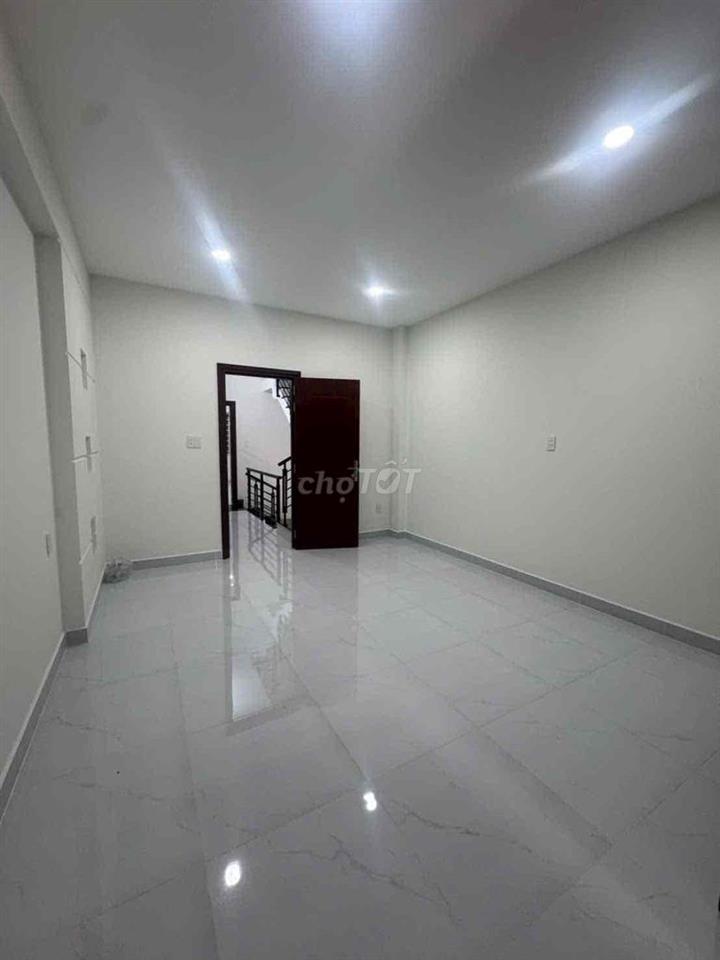 Cho Thuê Nhà Mặt Tiền Đường Lê Quang Định Phường Hạnh Thông Q. gò Vấp