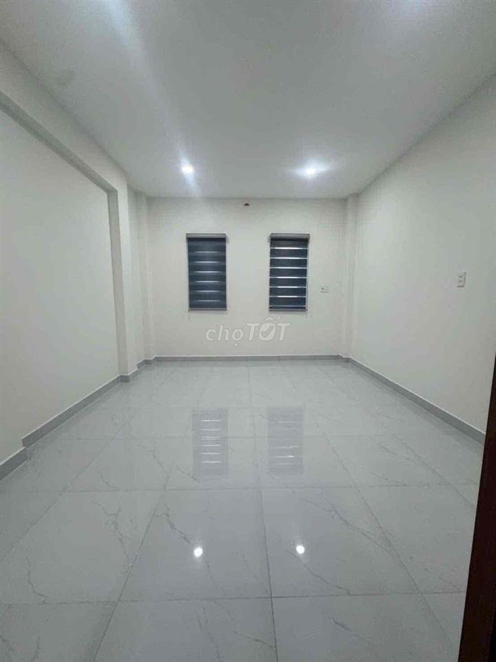 Cho Thuê Nhà Mặt Tiền Đường Lê Quang Định Phường Hạnh Thông Q. gò Vấp