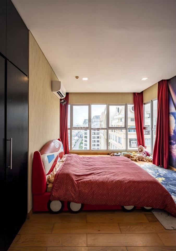 Bán căn hộ Lữ Gia, Quận 11, penthouse 180m2, 4PN, 9 tỷ, có sổ hồng