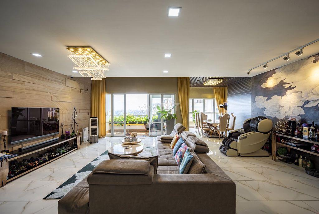 Bán căn hộ Lữ Gia, Quận 11, penthouse 180m2, 4PN, 9 tỷ, có sổ hồng
