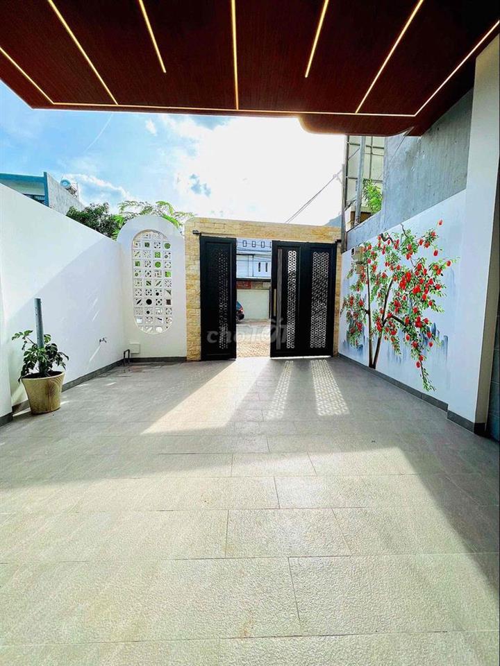 Tôi cần bán nhà riêng gần Vinhomes Grand Park phường Long Bình, HCM