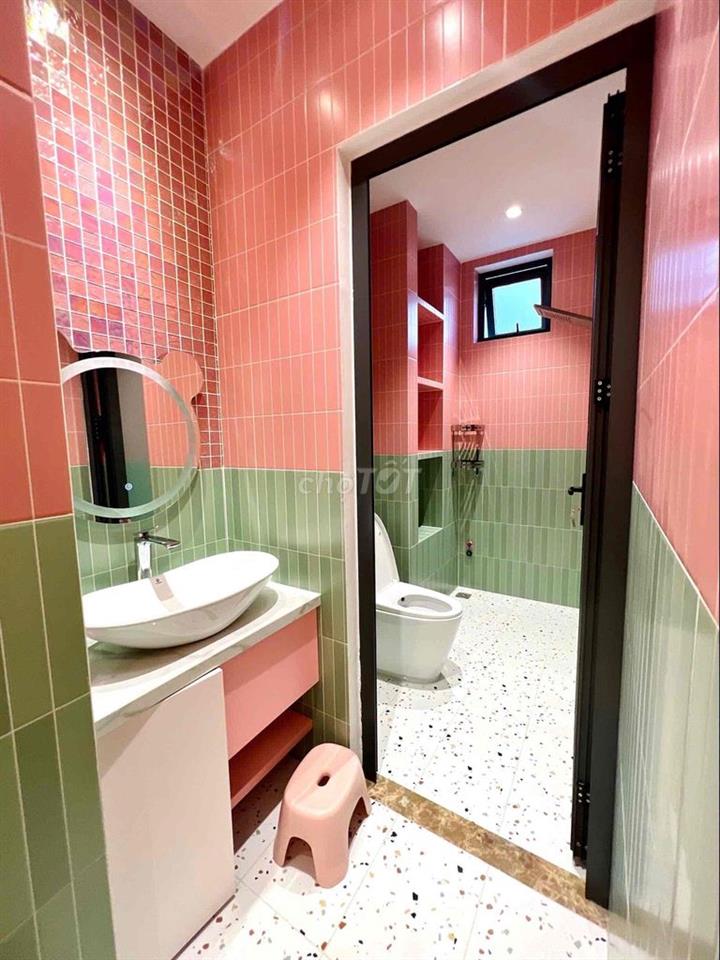 Tôi cần bán nhà riêng gần Vinhomes Grand Park phường Long Bình, HCM
